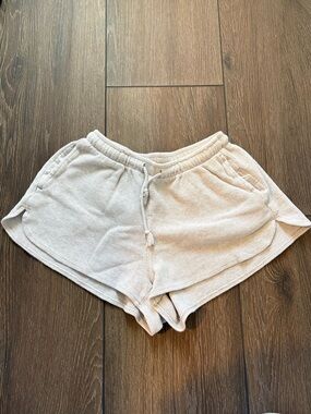 Brandy Melville shorts